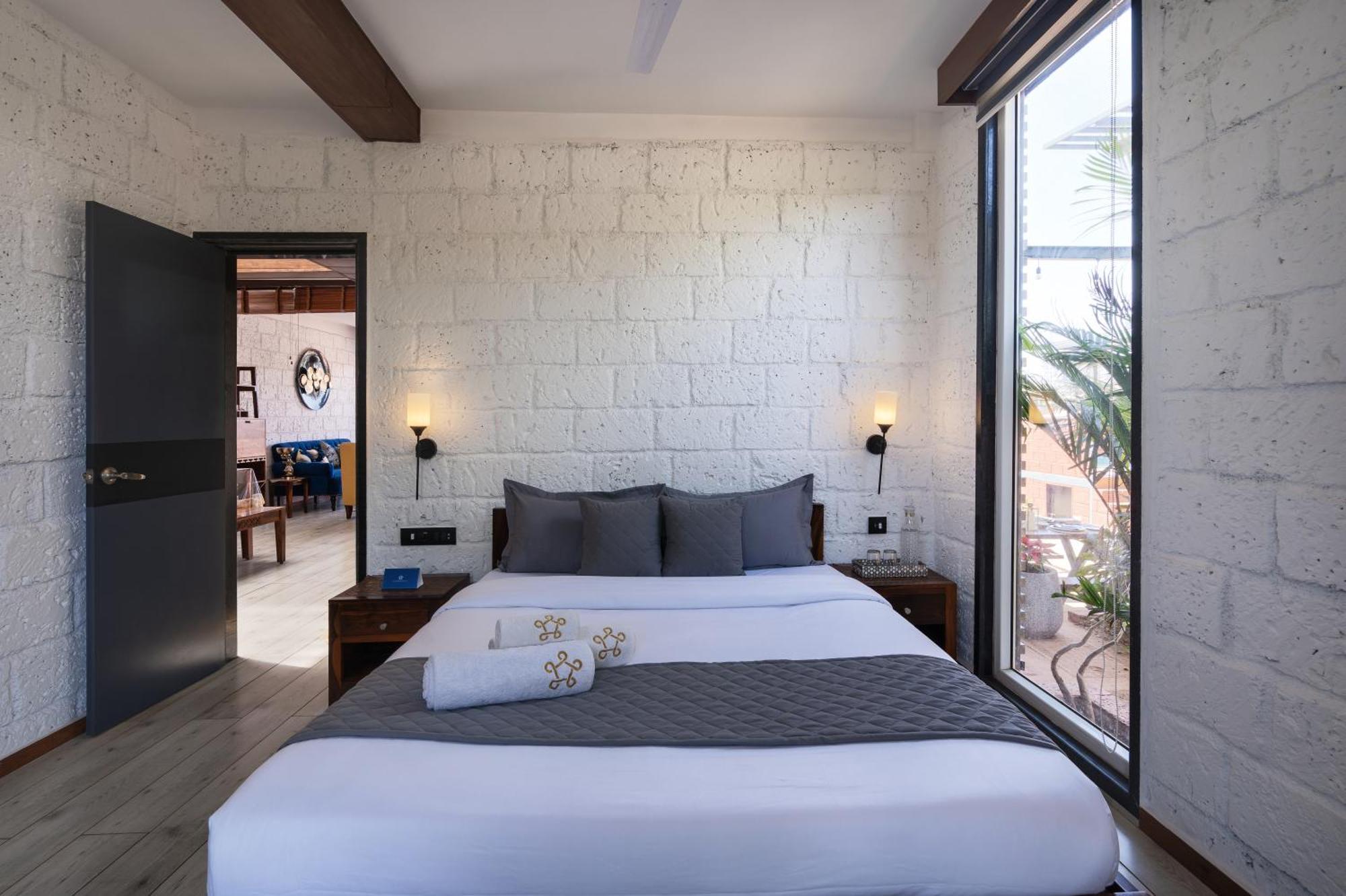 Saffronstays Calvin - 3 Bedroom Pool Villa In Lonavala Kültér fotó